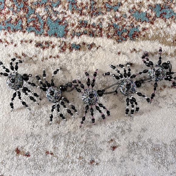 🆕🕷️5 ANTHROPOLOGIE Beaded Spider Ornaments🕷️ - Picture 1 of 11